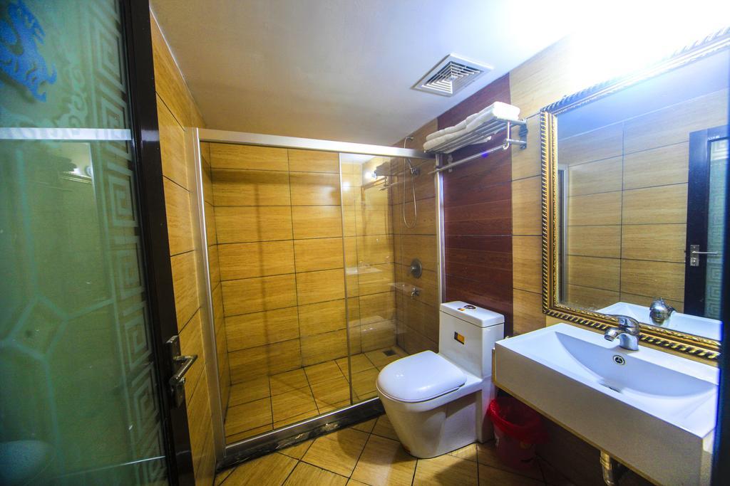 Fawlty Towers Hotel Yangshuo Kamer foto