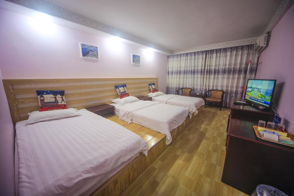 Fawlty Towers Hotel Yangshuo Kamer foto